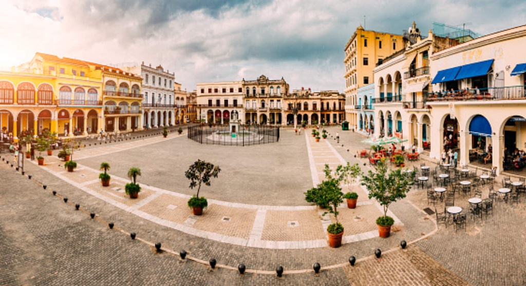 VISITA A LA HABANA